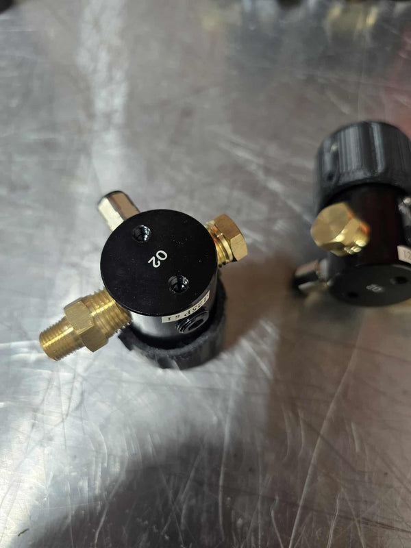 Small Adjustable 125psi max regulator