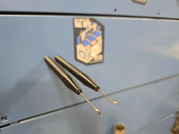Clutch Pick Set